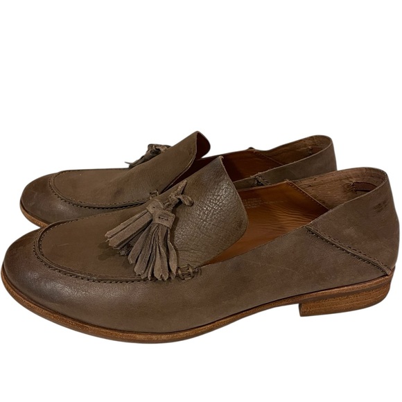 Kork-Ease Shoes - Women’s KORK-EASE Tinga Brown Leather Tassle Loafers Shoes